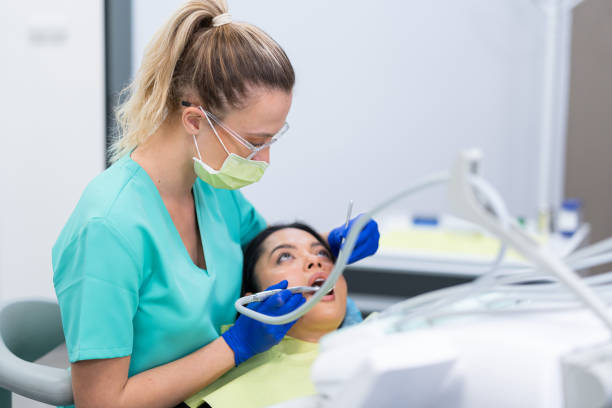 Best Emergency Tooth Extraction in Johnson City, KS